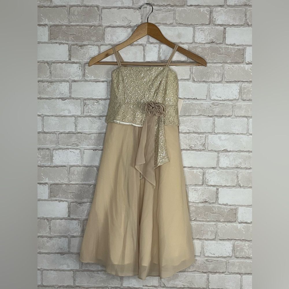 NWT Kids Formal Dress Size 7/8